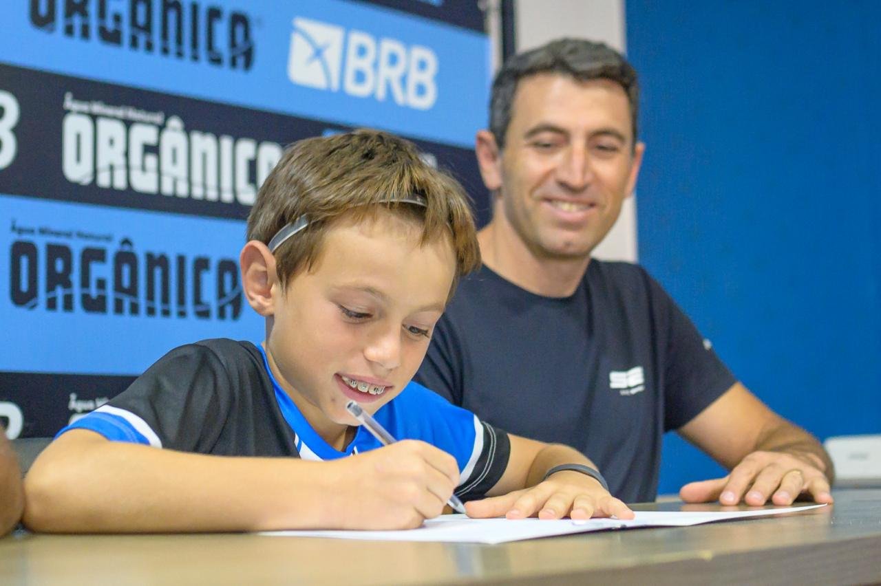  Kamal Ghazal, de 10 anos, é a nova promessa do Capital SAF e integrará a equipe sub-11 do clube.